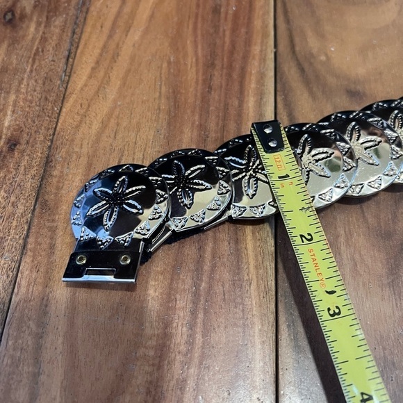 Vintage Silver Fish Scale Concho Starfish Etched Elastic Belt main image 4